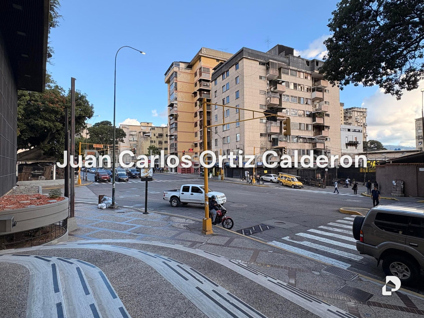 Oficina en Los Dos Caminos, Caracas – 19