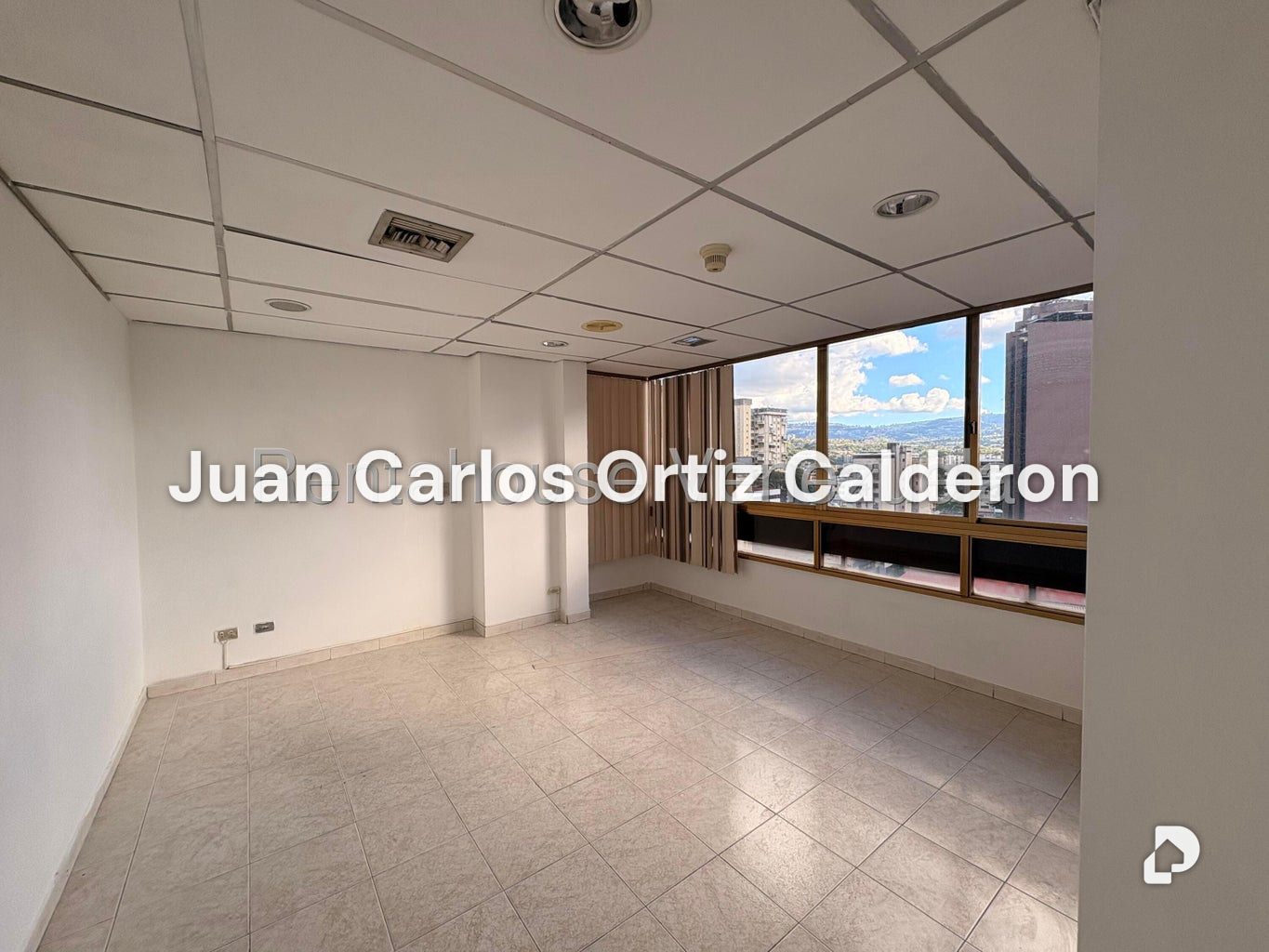 Oficina en Los Dos Caminos, Caracas – 5