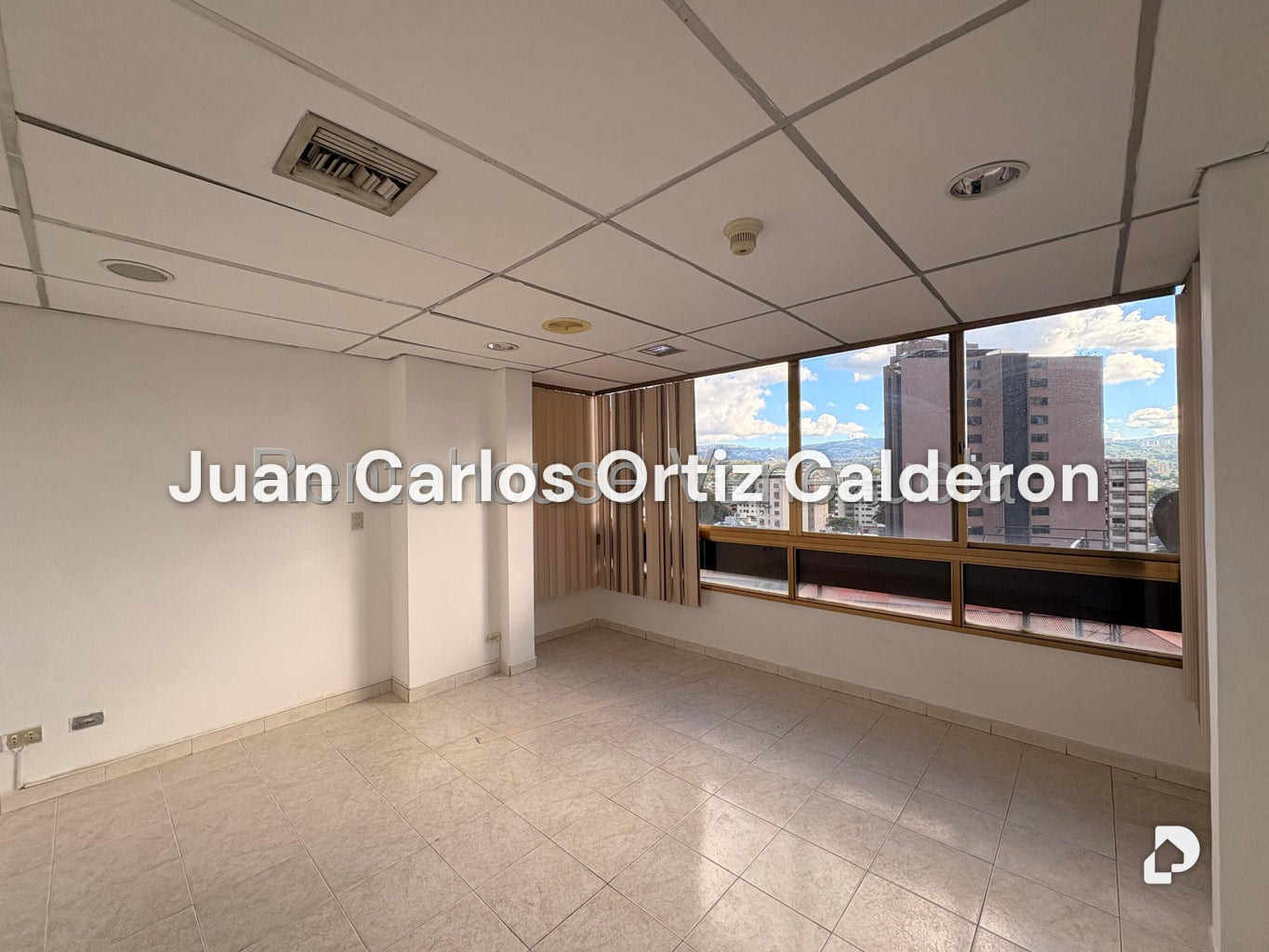 Oficina en Los Dos Caminos, Caracas – 6
