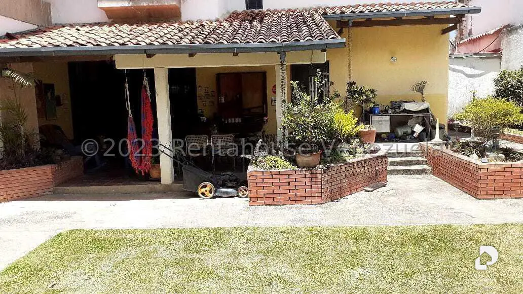 Casa en Sorocaima, Caracas – 13