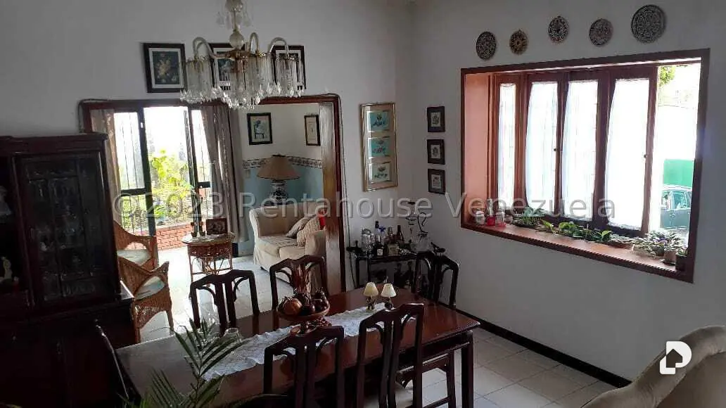 Casa en Sorocaima, Caracas – 26