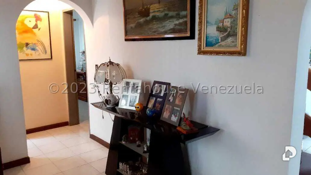 Casa en Sorocaima, Caracas – 18