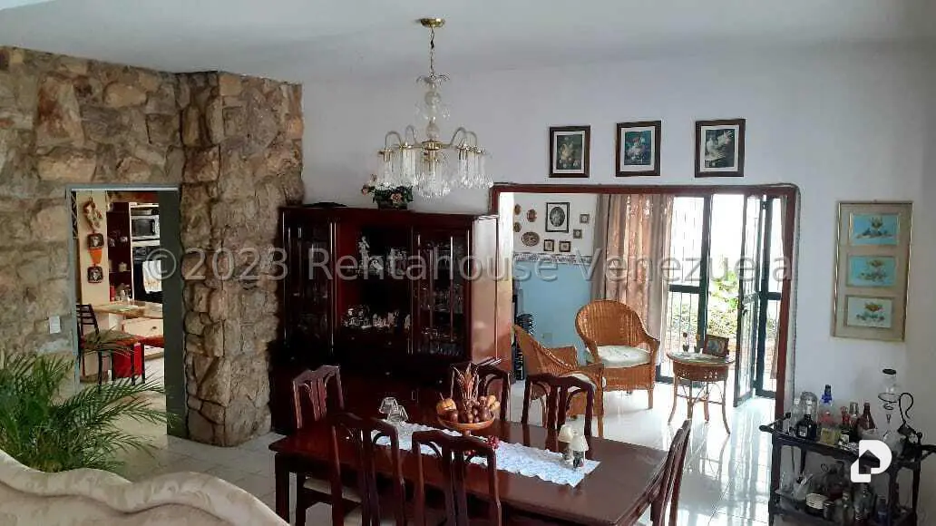 Casa en Sorocaima, Caracas – 28