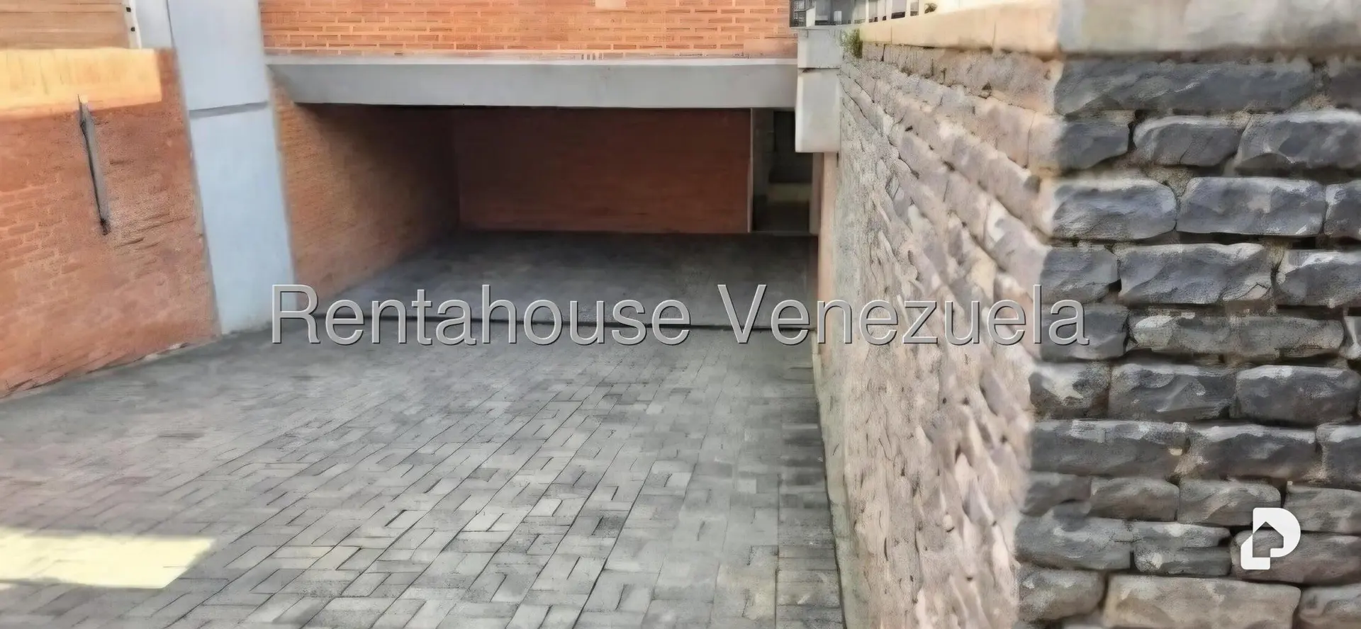 Casa en La Lagunita Country Club, Caracas – 2