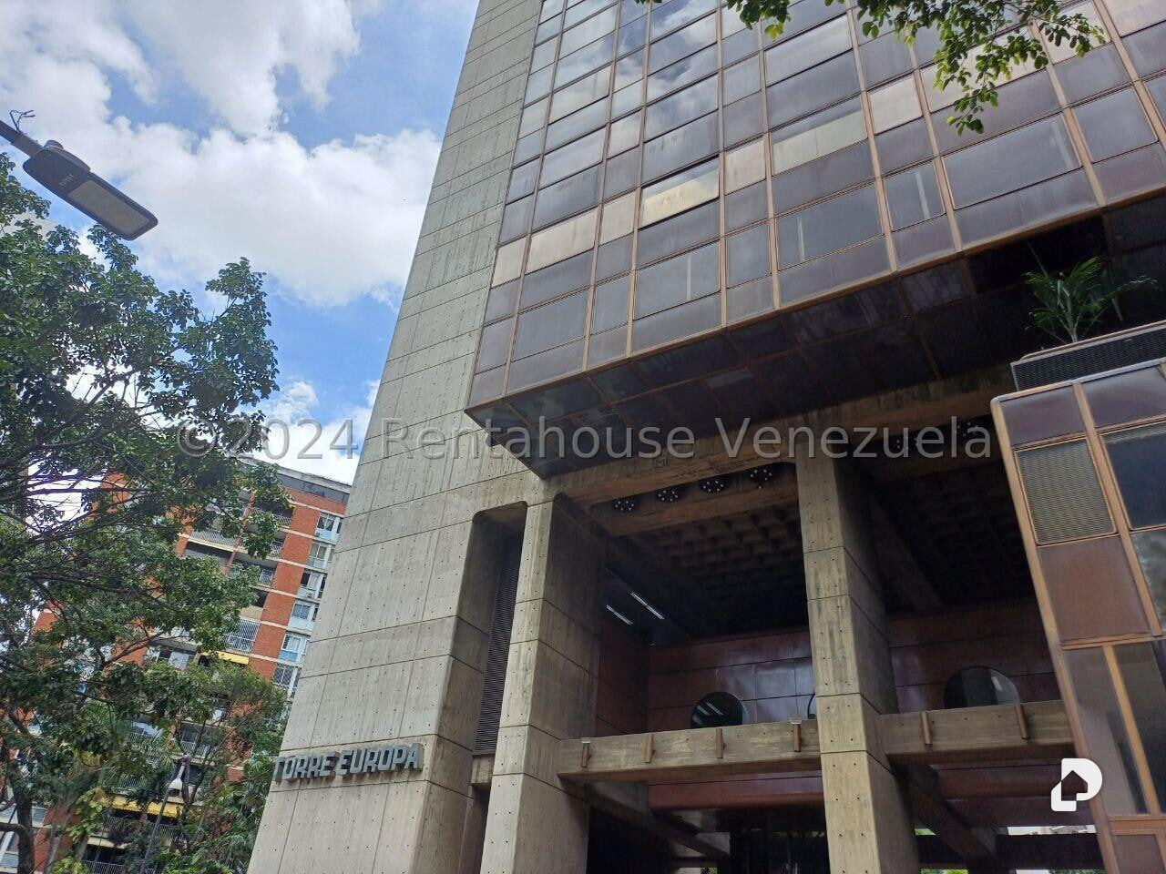 Oficina en Campo Alegre, Caracas – 14