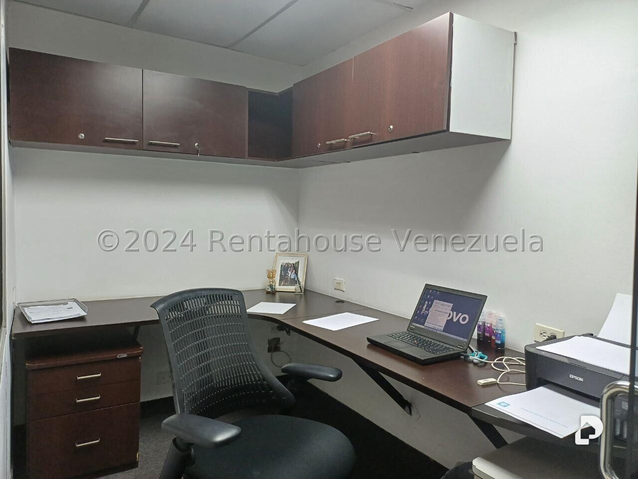 Oficina en Campo Alegre, Caracas – 8