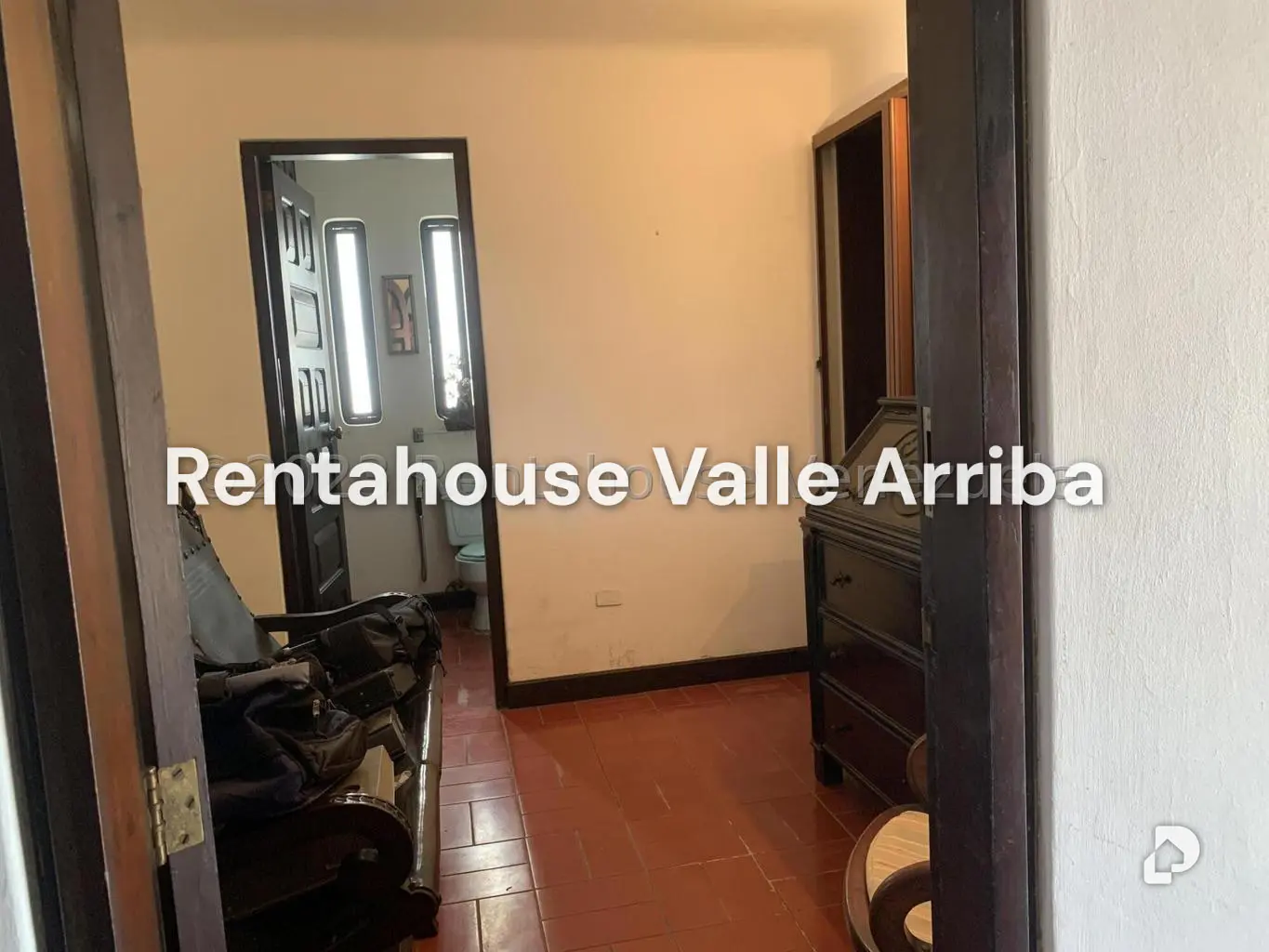 Casa en Cumbres de Curumo, Caracas – 21