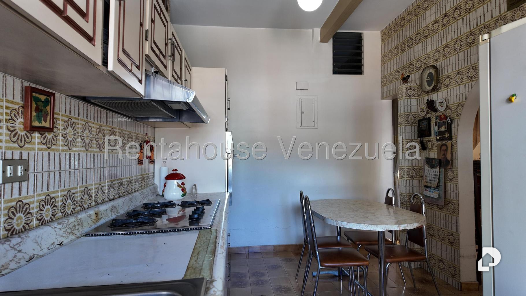 Local comercial en Boleíta Sur, Caracas – 21