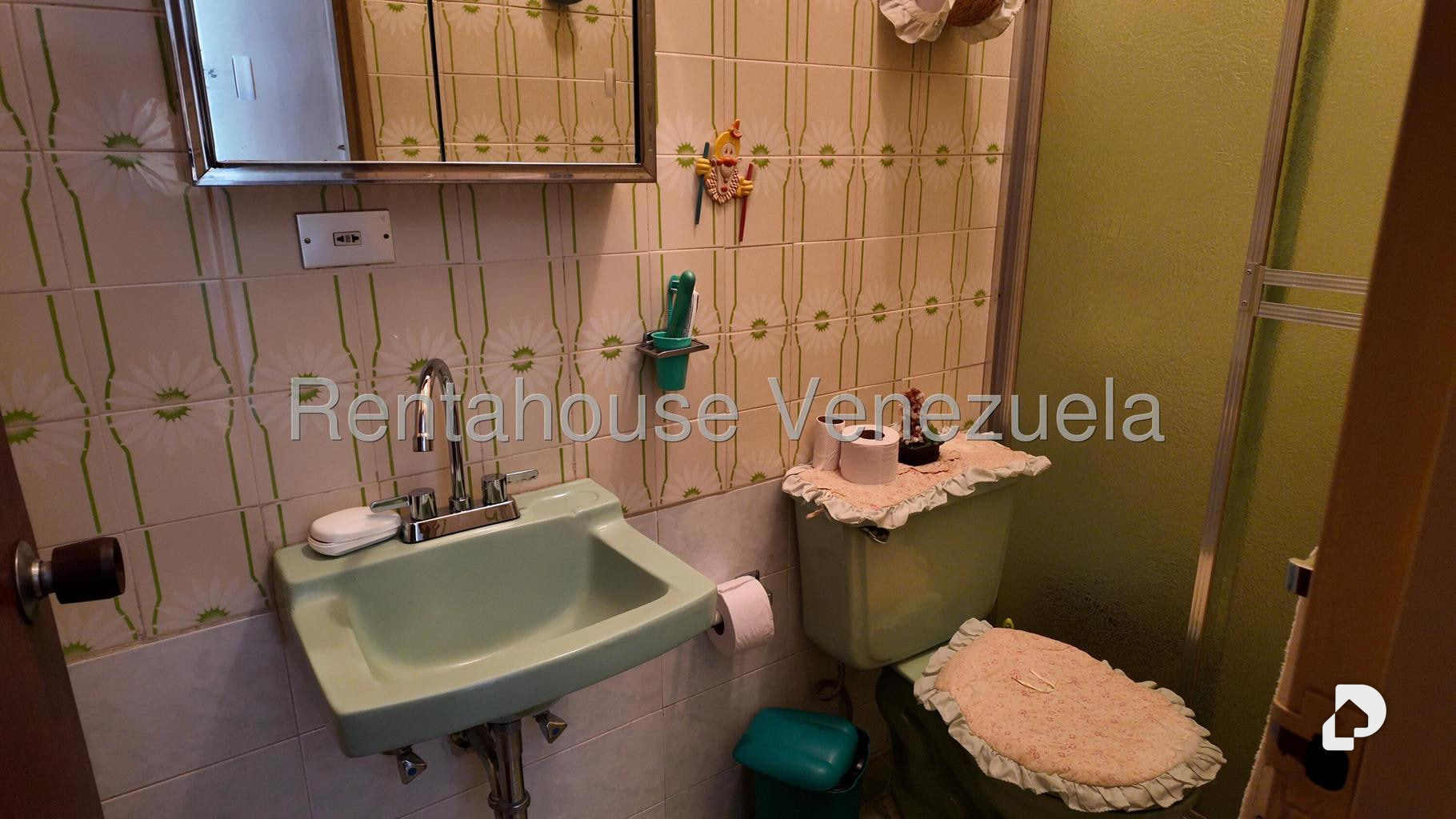 Local comercial en Boleíta Sur, Caracas – 25