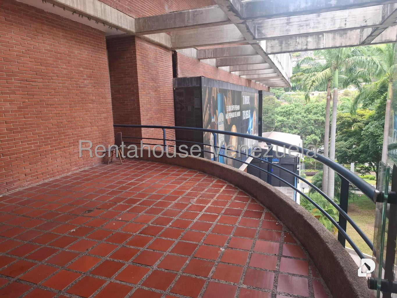 Local comercial en Santa Fe Norte, Caracas – 10