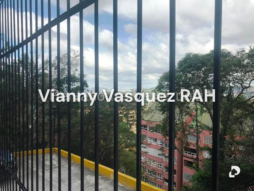 Apartamento en Colinas de Bello Monte, Caracas – 3
