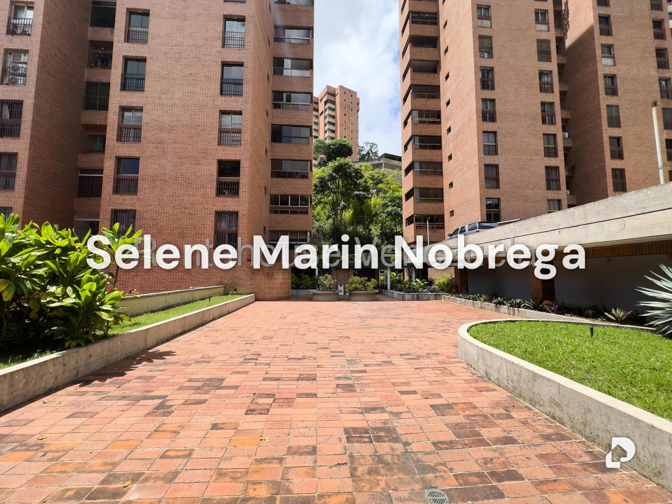 Apartamento en Los Naranjos (del Cafetal), Caracas – 2