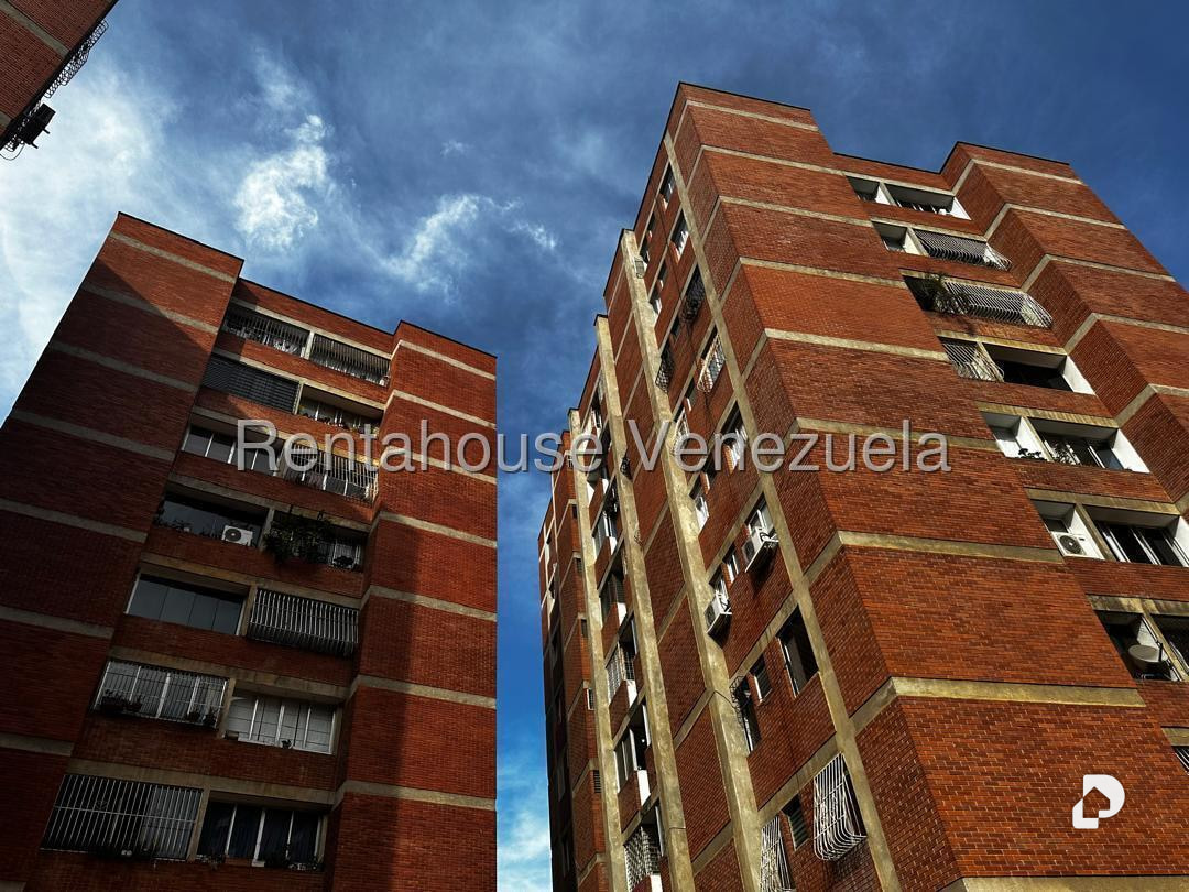 Apartamento en La Boyera, Caracas – 1
