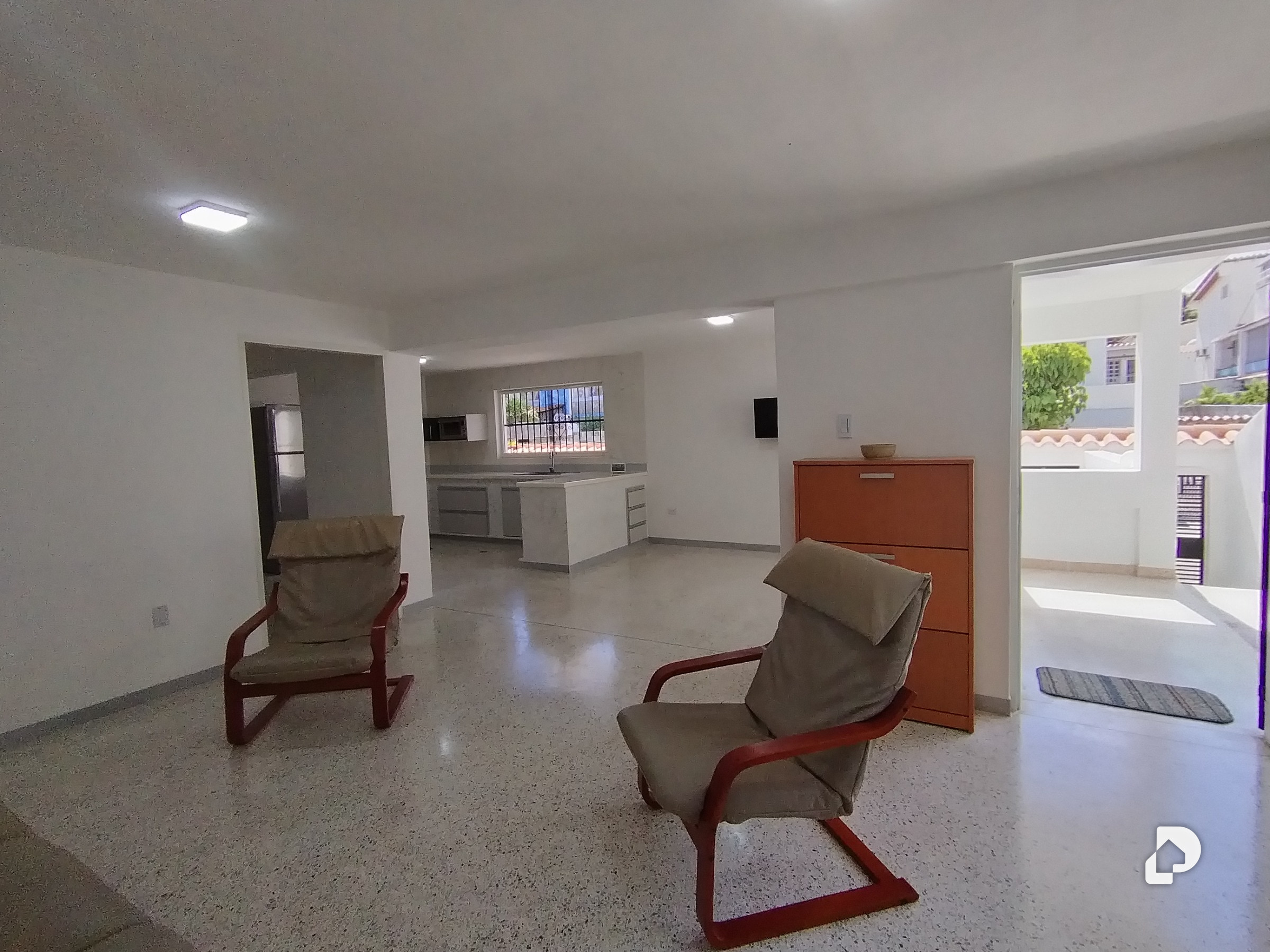 Casa en Parroquia Urbana San José, Valencia – 2