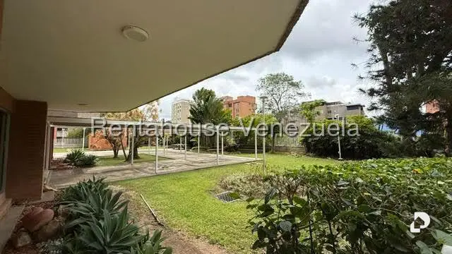 Apartamento en Los Naranjos (del Cafetal), Caracas – 2