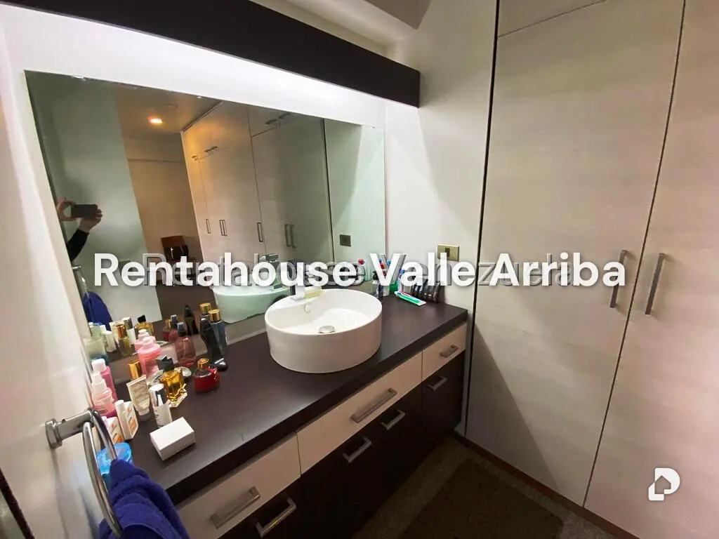 Apartamento en Colinas de Bello Monte, Caracas – 28