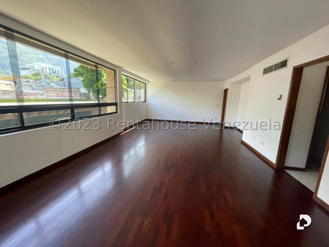 Apartamento en Altamira, Caracas – 3