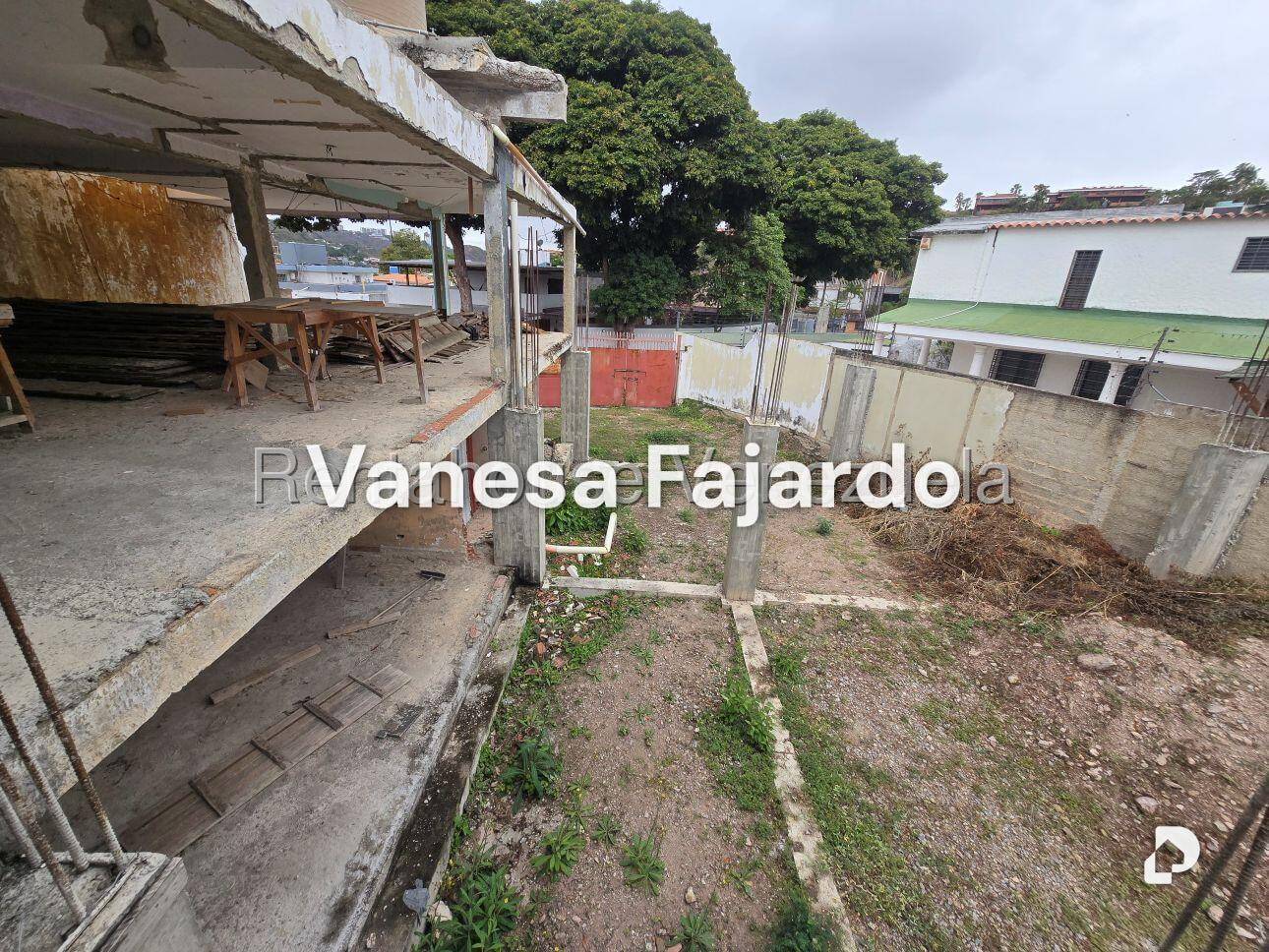 Terreno en El Cafetal, Caracas – 11