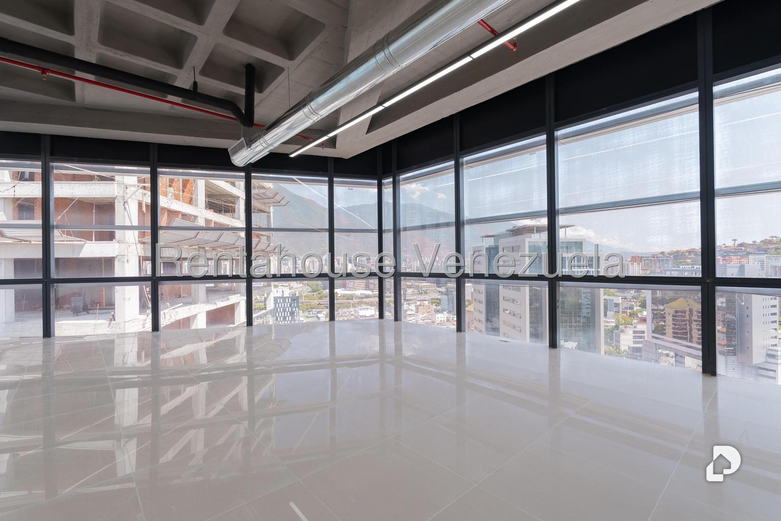 Oficina en Las Mercedes, Caracas – 10