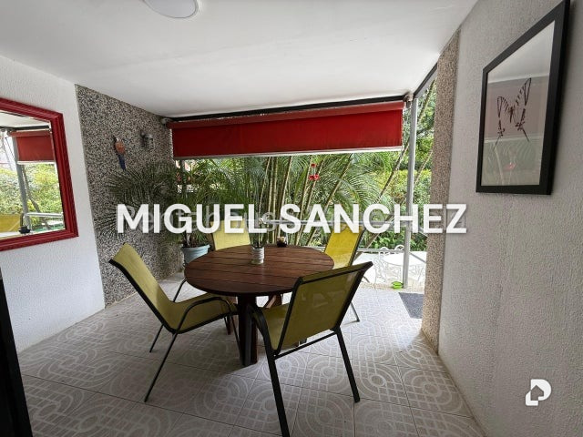 Townhouse en La Boyera, Caracas – 23