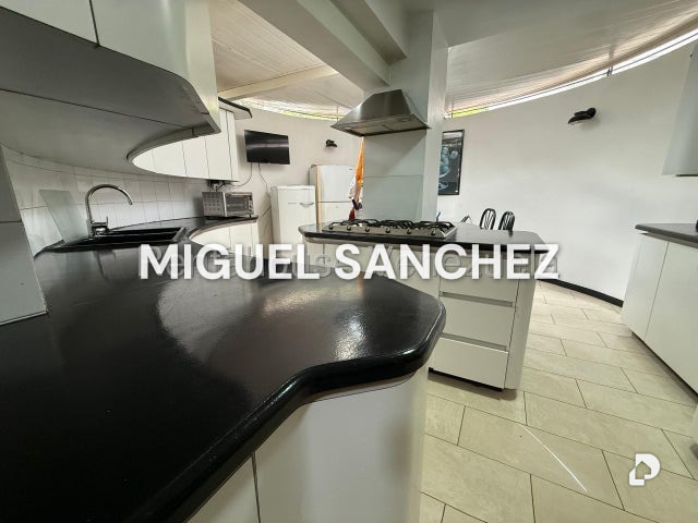 Townhouse en La Boyera, Caracas – 16
