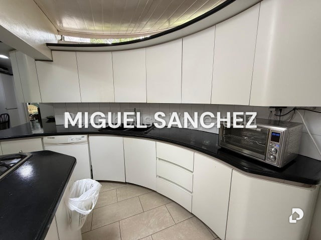Townhouse en La Boyera, Caracas – 14