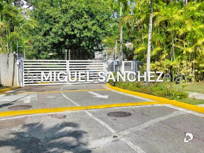 Townhouse en La Boyera, Caracas – 3
