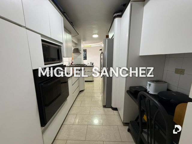 Townhouse en La Boyera, Caracas – 15