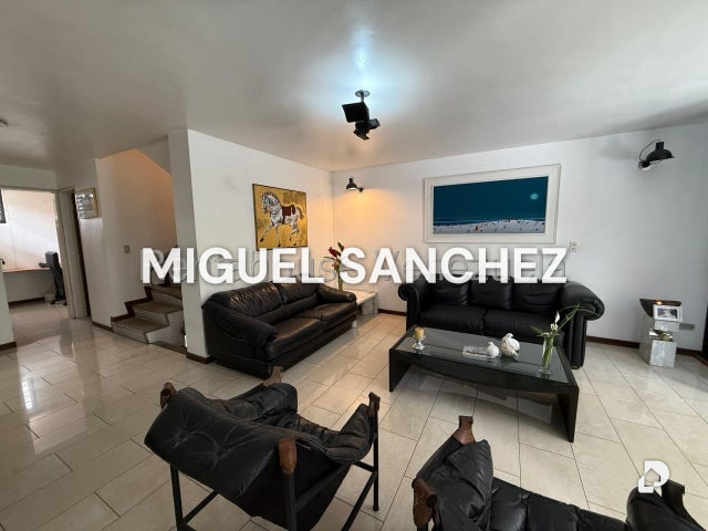 Townhouse en La Boyera, Caracas – 21