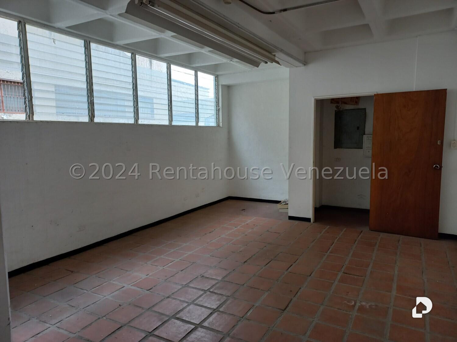 Edificio en El Llanito, Caracas