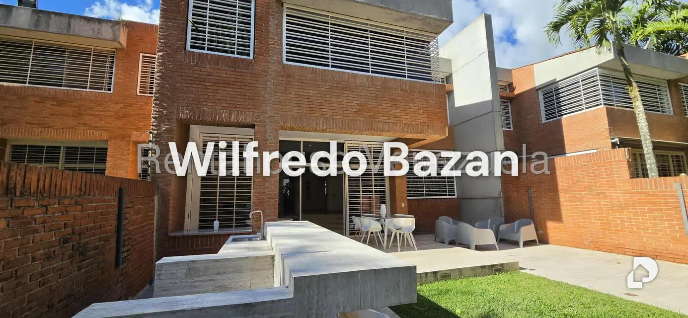 Townhouse en Alto Hatillo, Caracas – 1