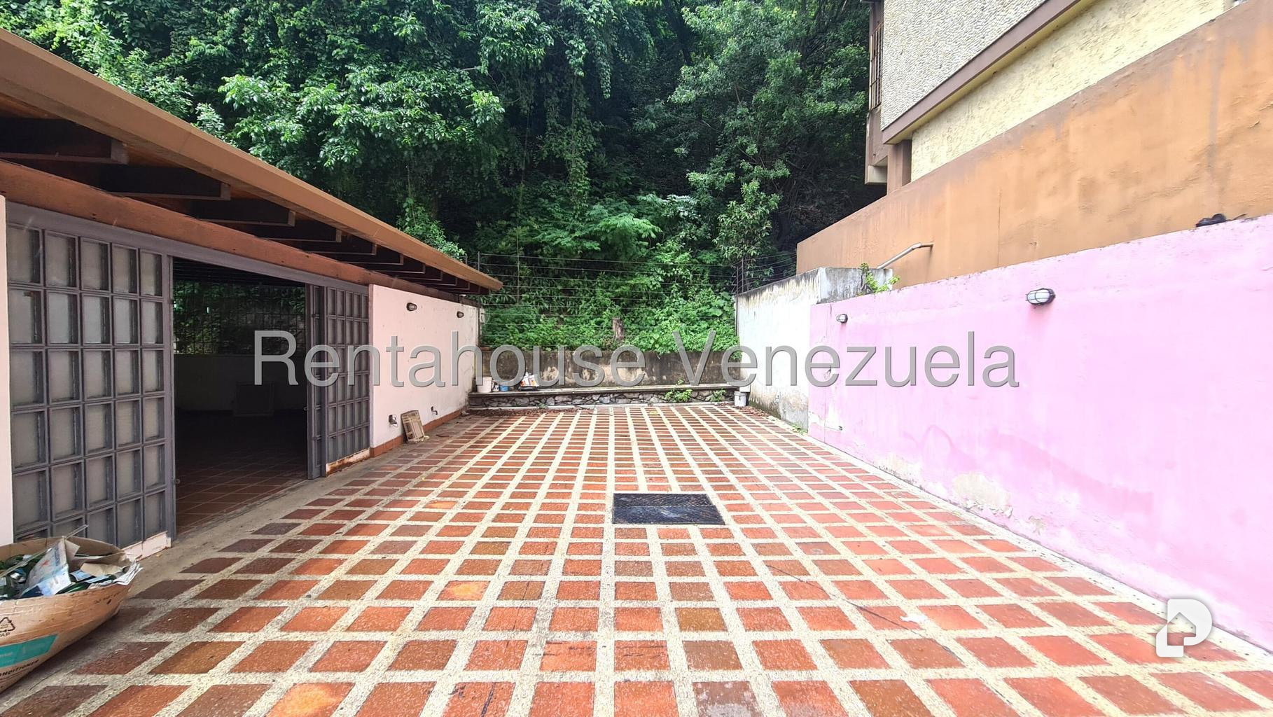 Oficina en Chuao, Caracas – 15