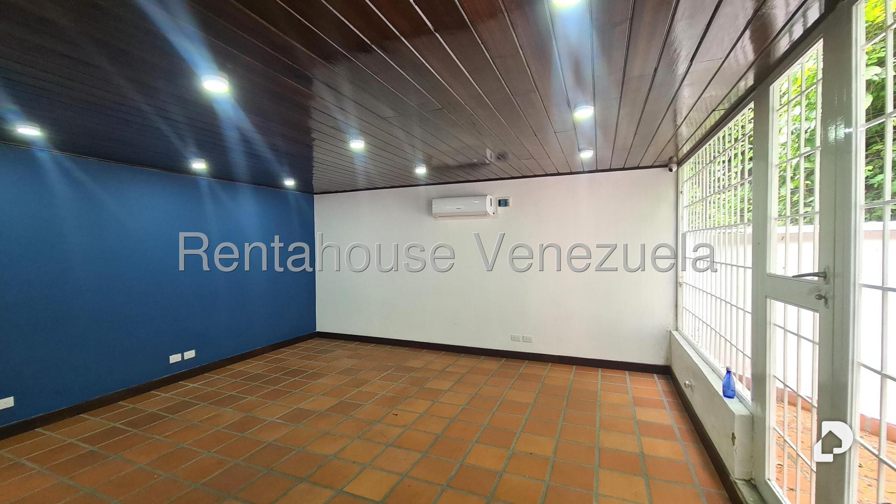 Oficina en Chuao, Caracas – 8