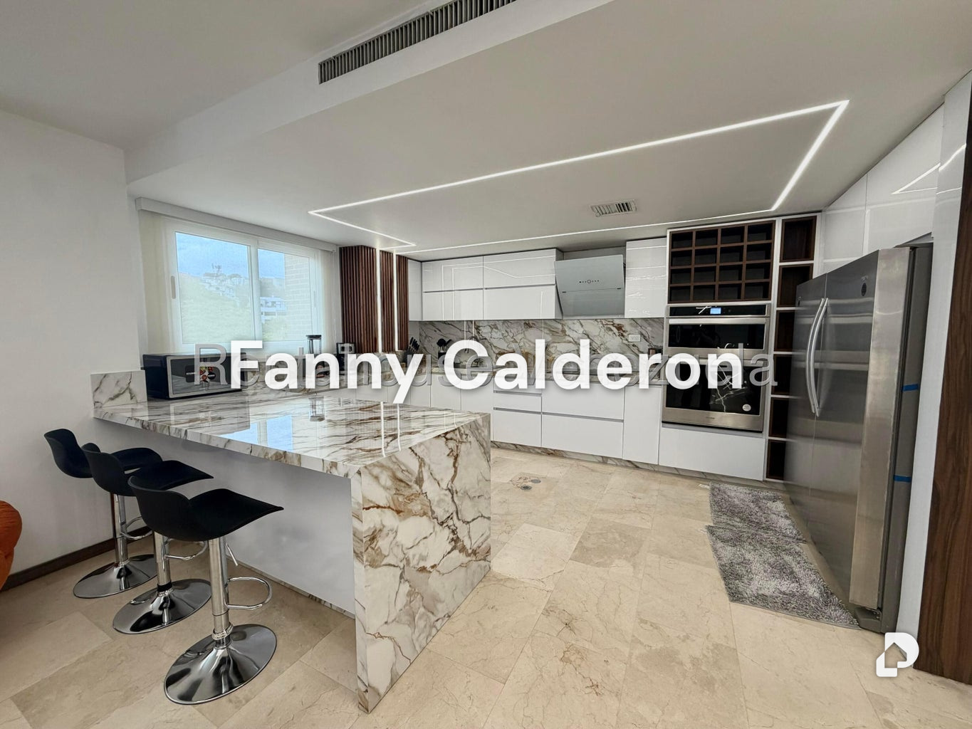 Apartamento en Los Naranjos de las Mercedes, Caracas – 3