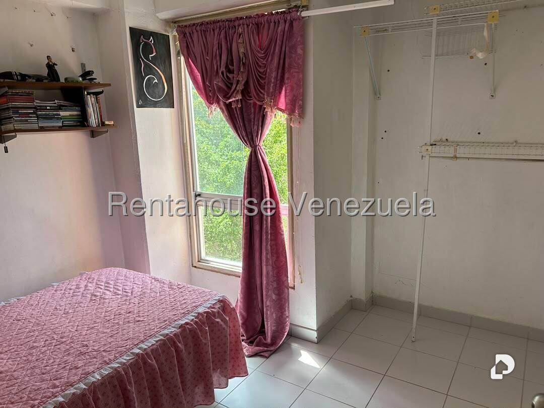 Apartment in Miravila, Caracas – 14
