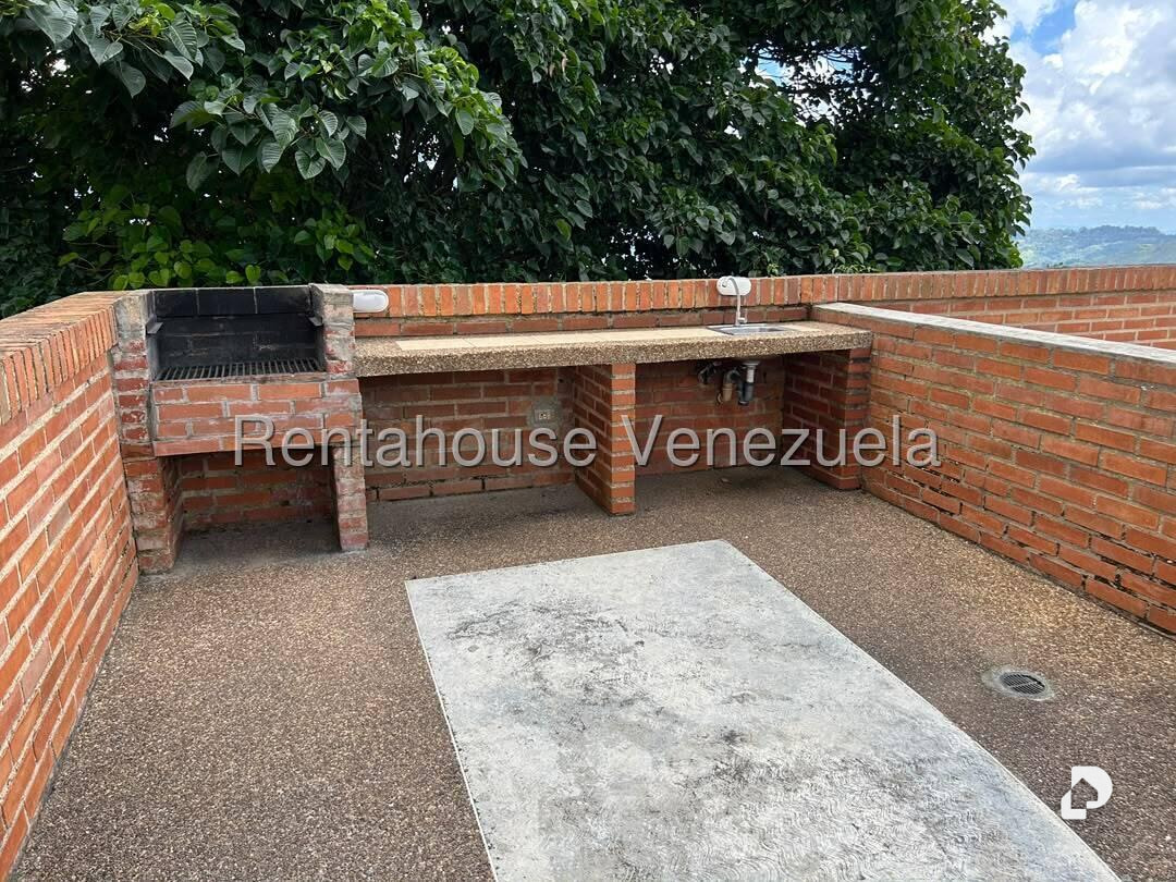 Apartment in Miravila, Caracas – 24