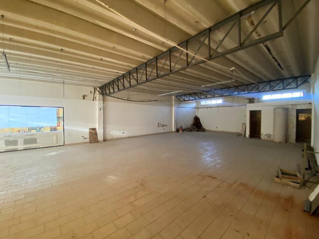 Local comercial en Antolín del Campo, Margarita (sureste) - 1