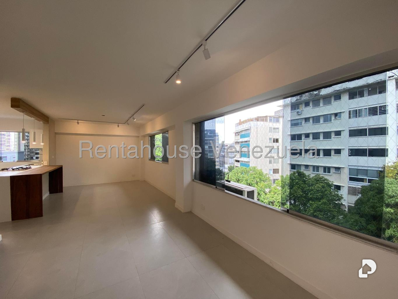 Apartamento en Los Palos Grandes, Caracas – 9