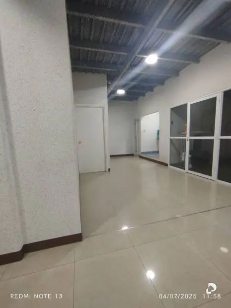 Local comercial en Caracas – 12