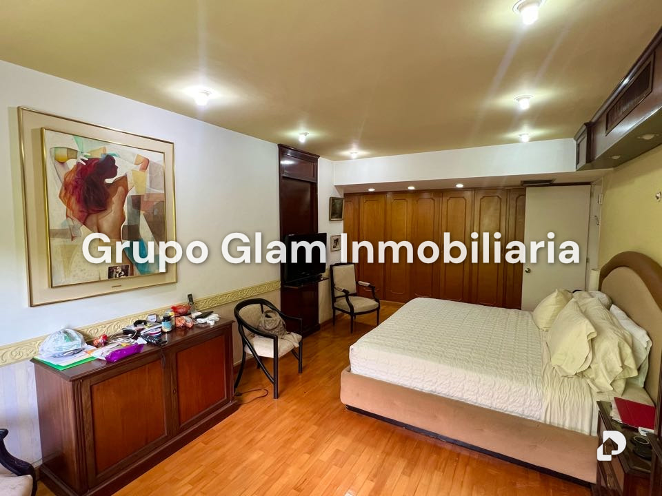 Apartamento en Los Palos Grandes, Caracas – 15