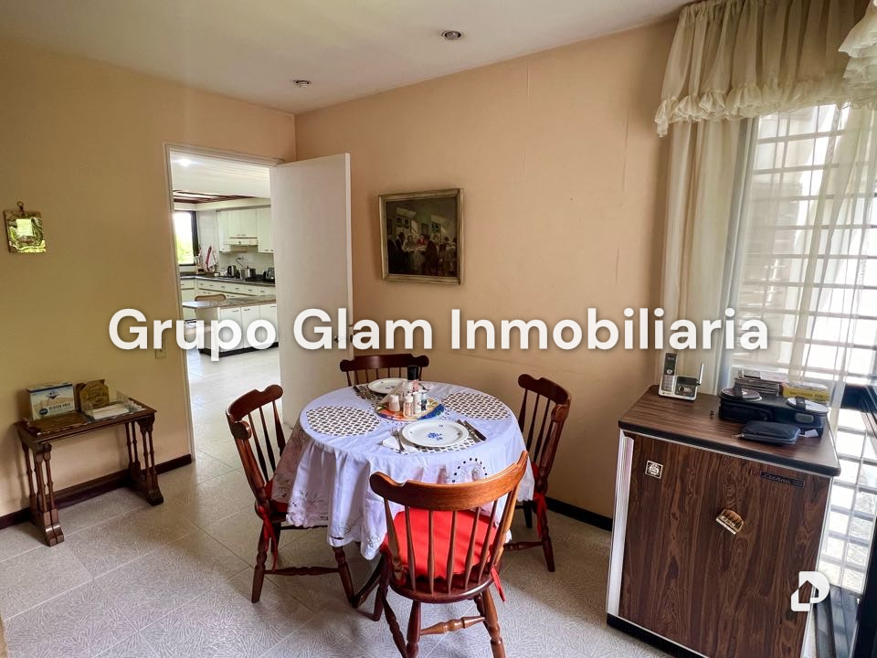 Apartamento en Los Palos Grandes, Caracas – 13