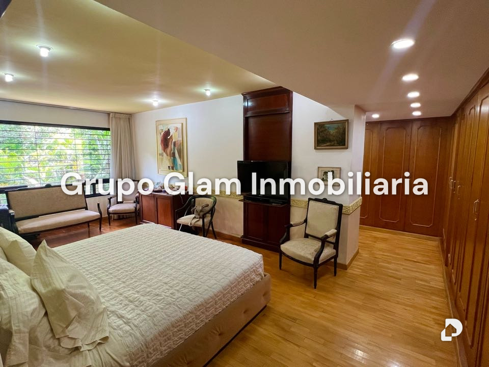 Apartamento en Los Palos Grandes, Caracas – 14