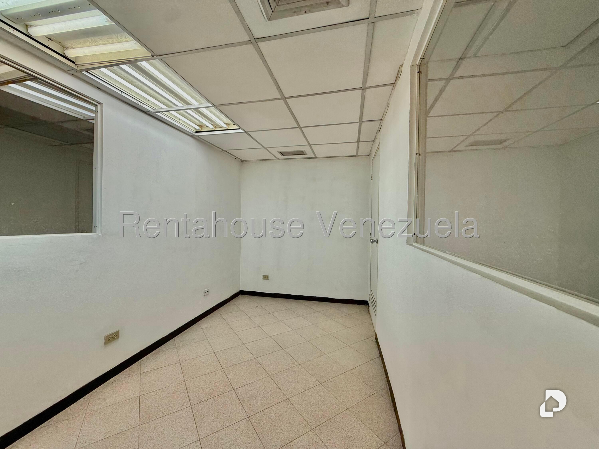 Oficina en Chacao, Caracas – 16