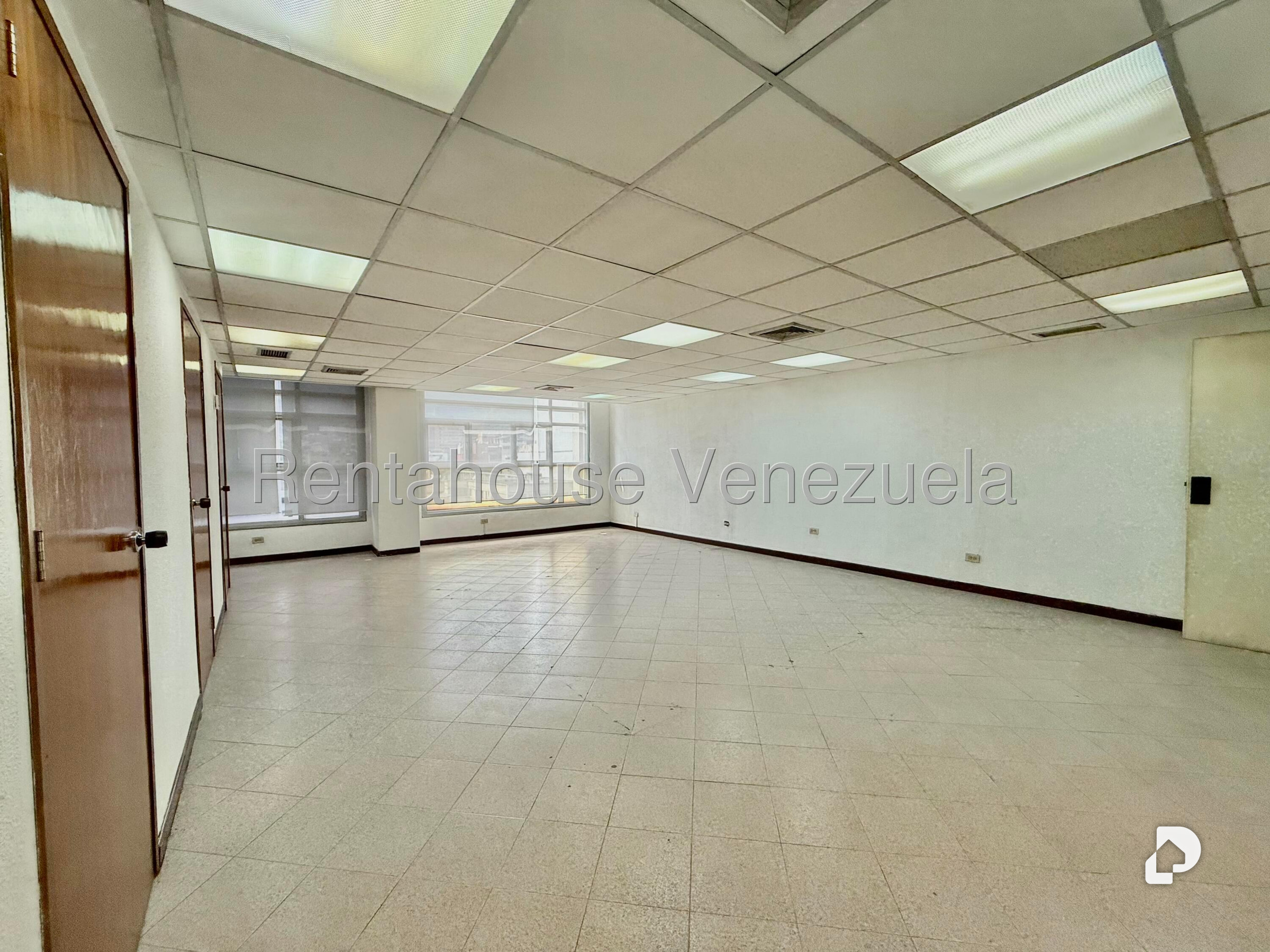 Oficina en Chacao, Caracas – 17