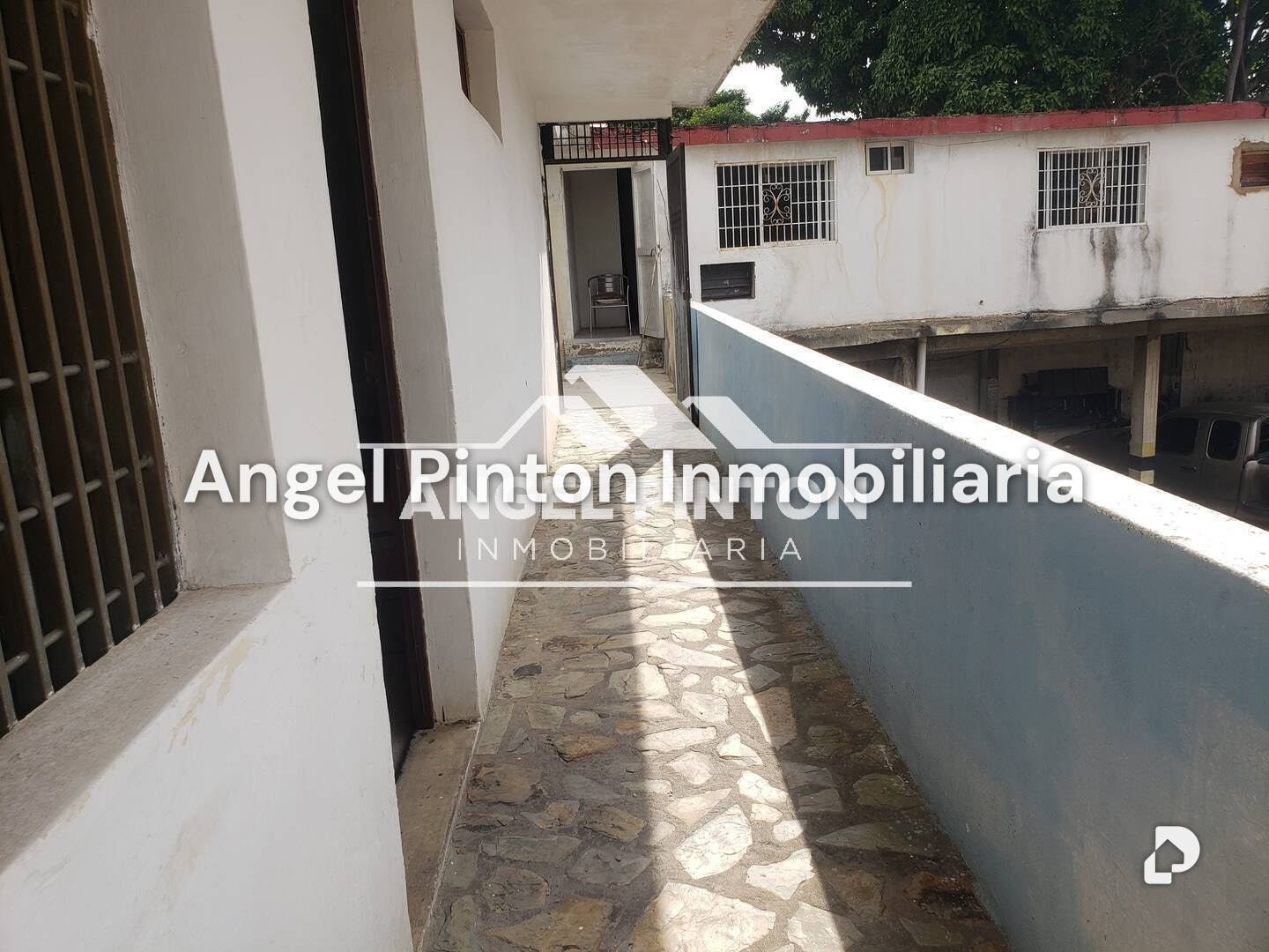 Commercial space in El Pilar, Maracaibo – 6