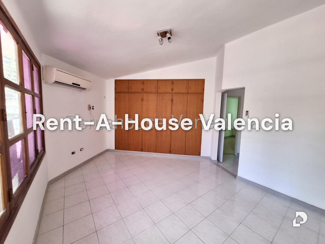 Casa en Urbanización El Bosque, Valencia