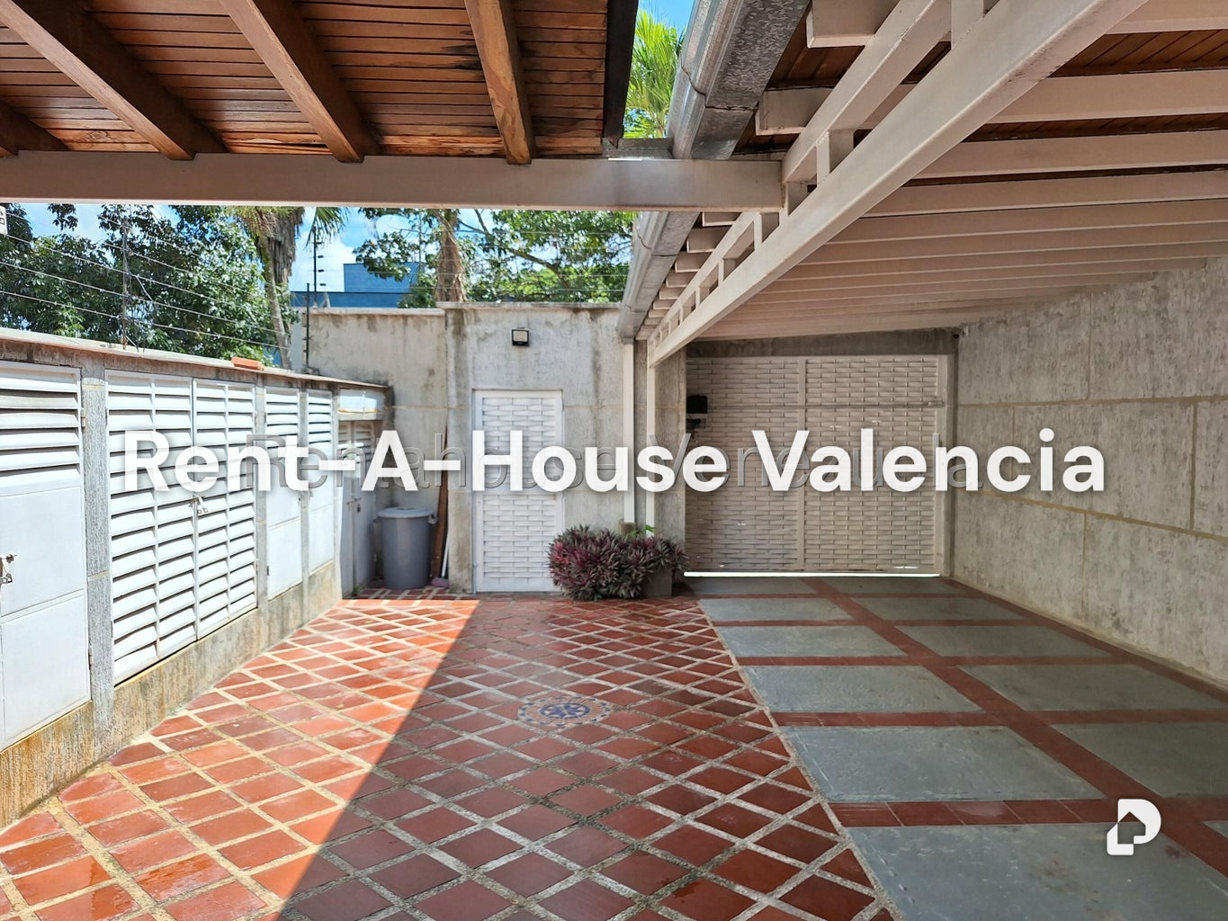Casa en Urbanización El Bosque, Valencia