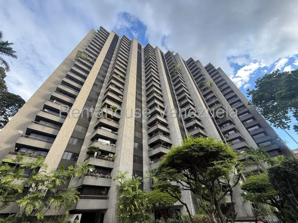 Apartamento en El Bosque, Caracas - 1