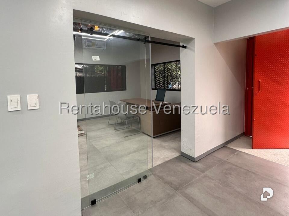 Local comercial en El Paraíso, Caracas