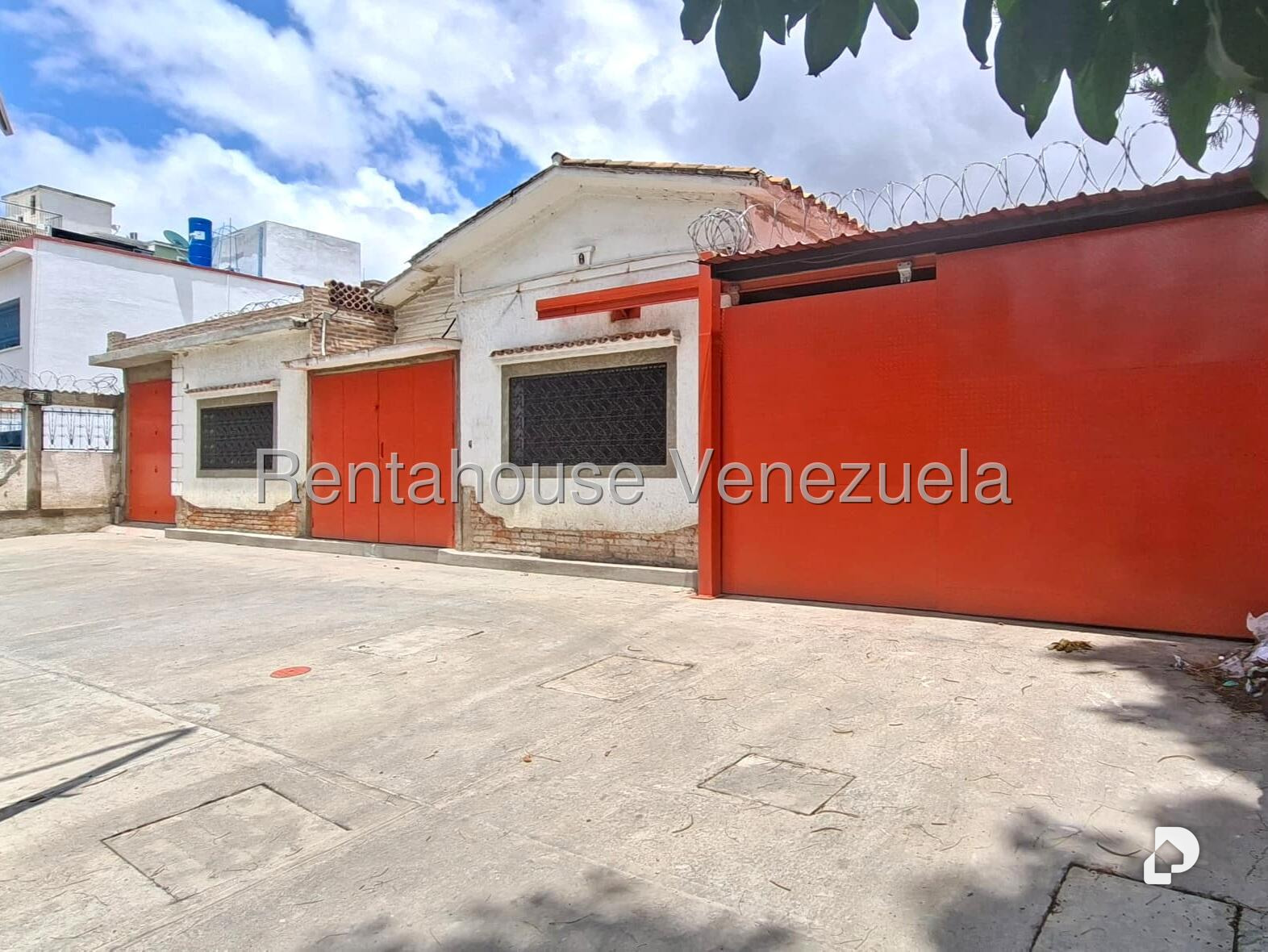 Local comercial en El Paraíso, Caracas